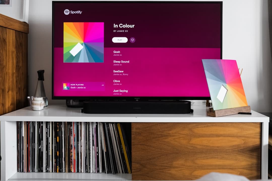Écran de télévision affichant un formulaire de connexion